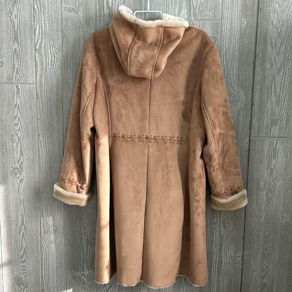 Tommy Hilfiger ladies coat, Lg, excellent condition! - Picture 2 of 8